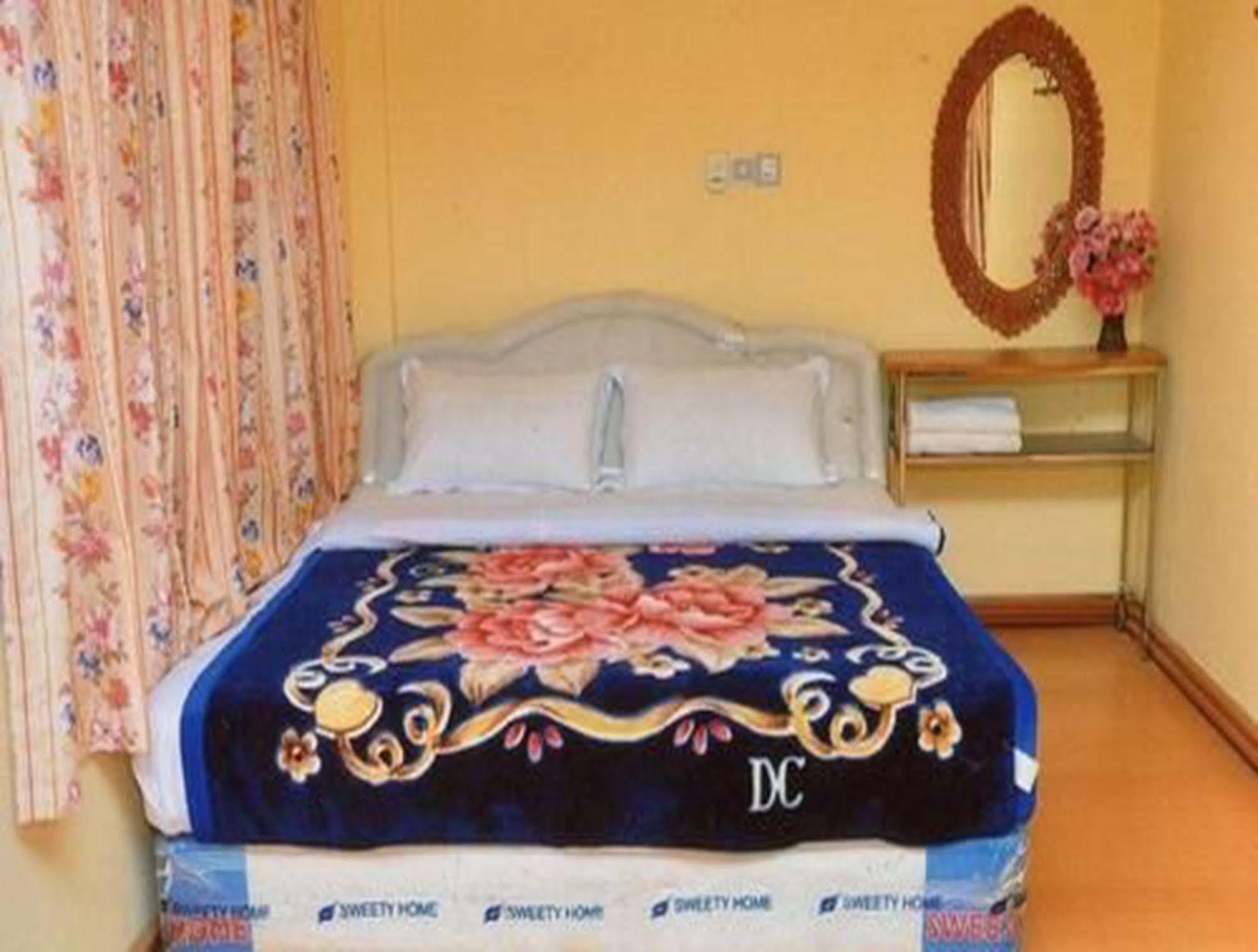 Royal Flower Guest House Pyin Oo Lwin Buitenkant foto
