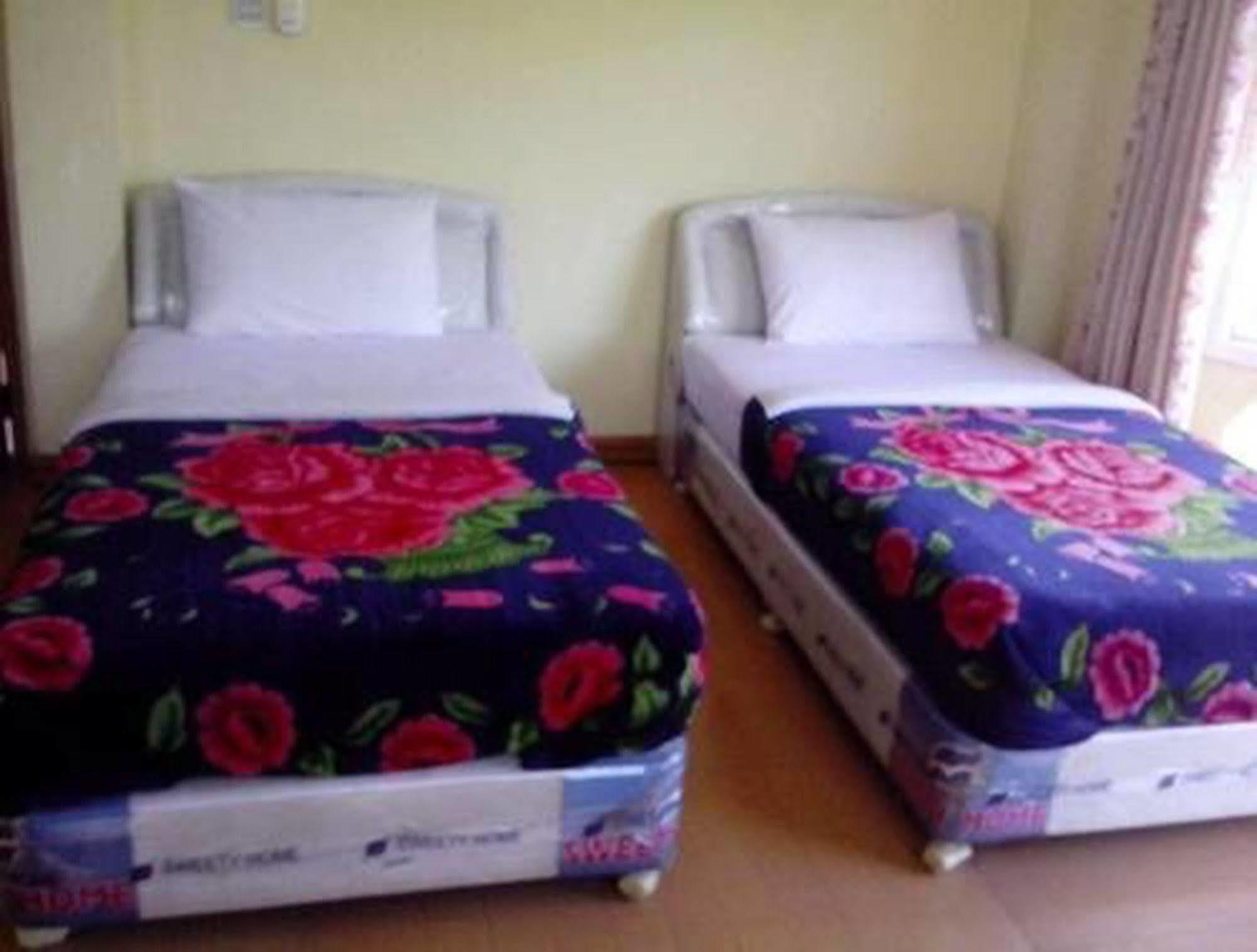 Royal Flower Guest House Pyin Oo Lwin Buitenkant foto